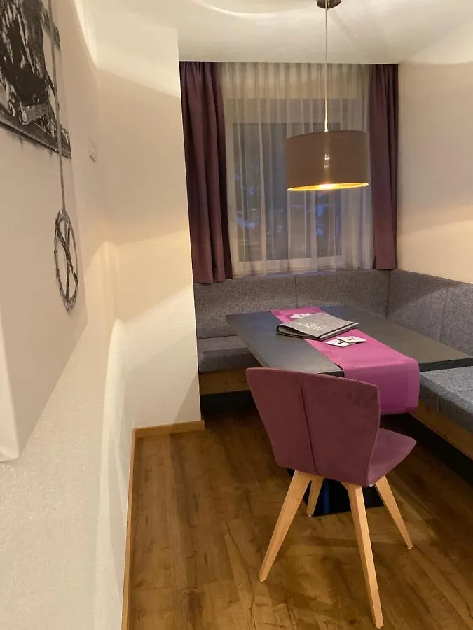 Ferienwohnung Augl'S Hof Ischgl 0*,